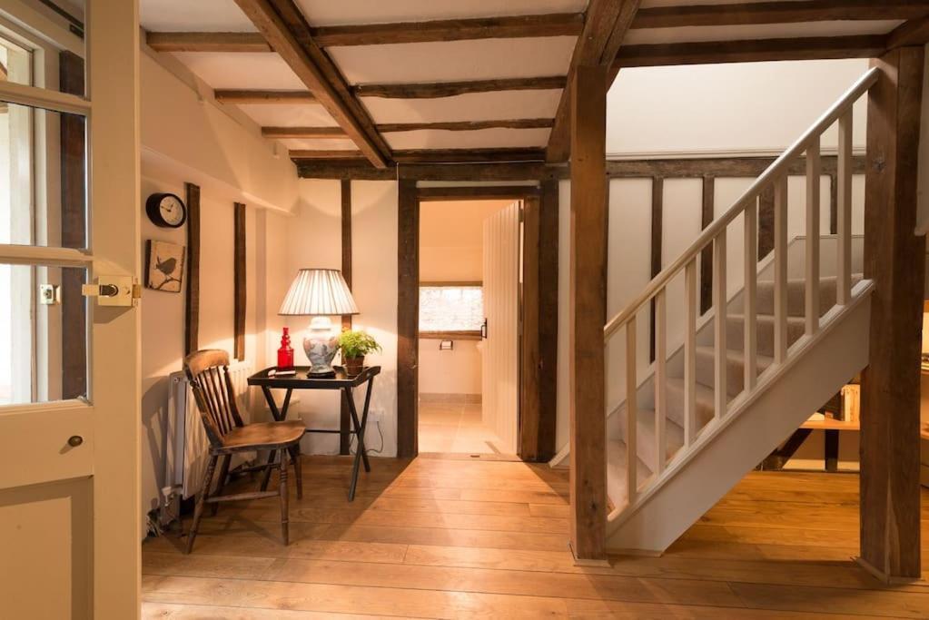 Navigation Cottage On The Historic Sea Lock Overlooking The Nature Reserve マルドン エクステリア 写真